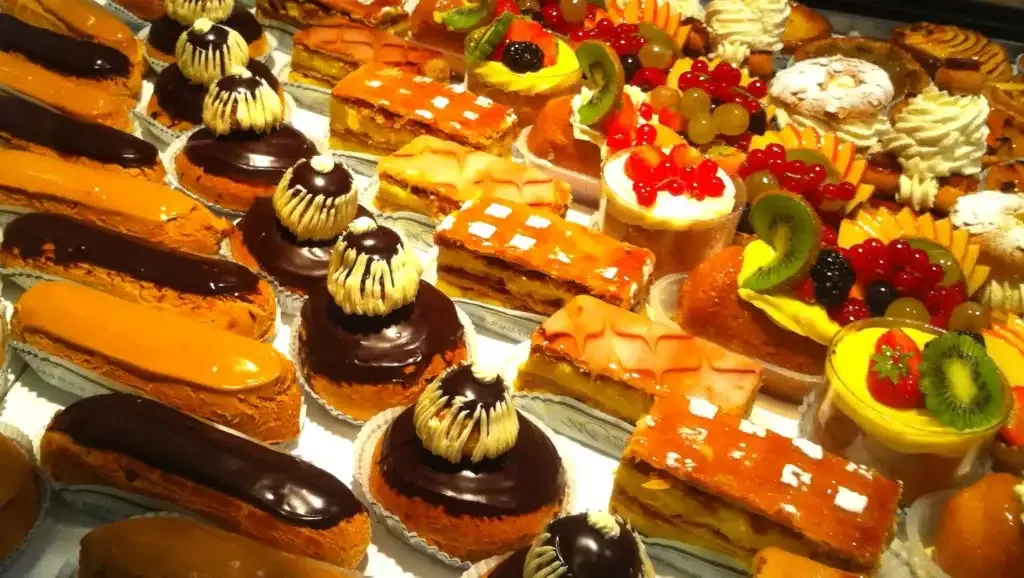 Los secretos de la pastelería francesa y su influencia en la repostería mundial.